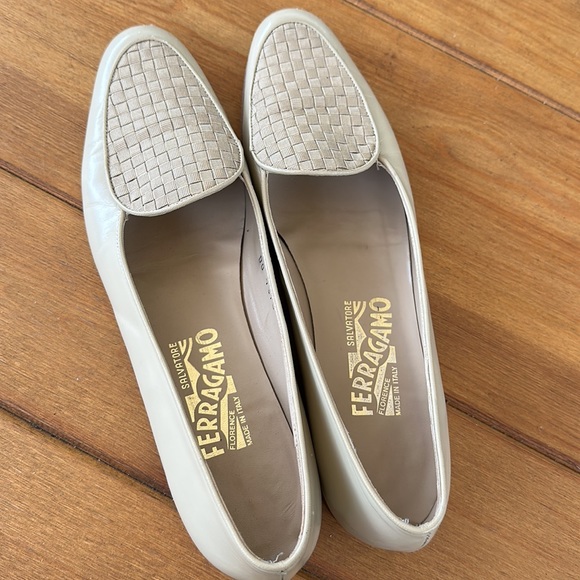 Salvatore FERRAGAMO Leather Loafers Flats size 9 - Picture 8 of 11